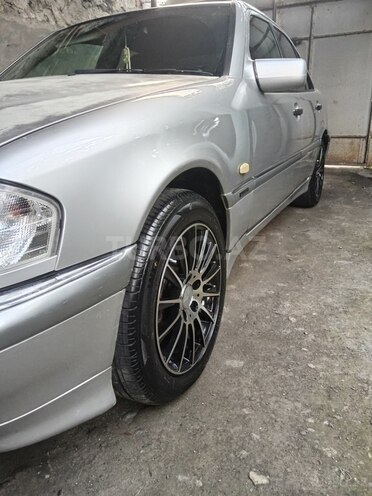 Mercedes C 200 1997, 402,000 km - 2.0 l - Balakən