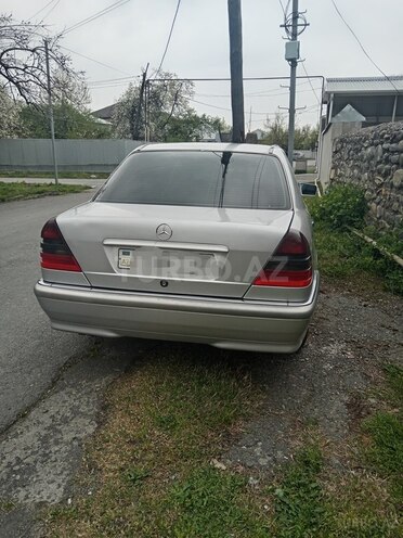 Mercedes C 200 1997, 402,000 km - 2.0 l - Balakən