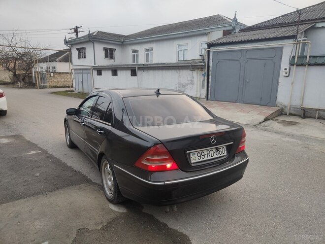 Mercedes C 240 2000, 400,000 km - 2.4 l - Quba