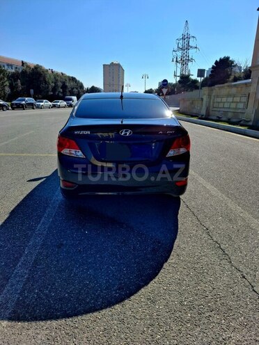 Hyundai Accent 2011, 280,000 km - 1.4 l - Bakı