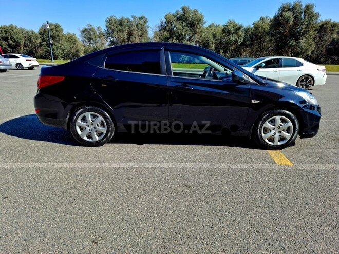 Hyundai Accent 2011, 280,000 km - 1.4 l - Bakı