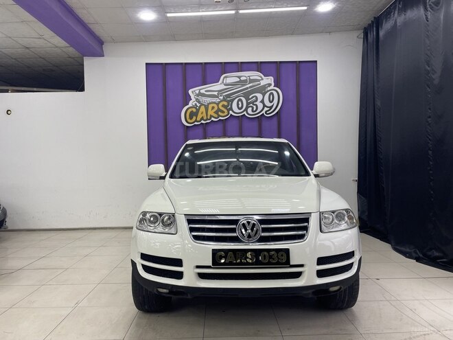 Volkswagen Touareg-1
