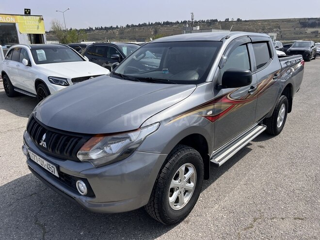 Mitsubishi L200 2019, 201,441 km - 2.5 л - Bakı