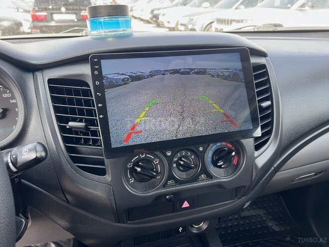 Mitsubishi L200 2019, 201,441 km - 2.5 л - Bakı