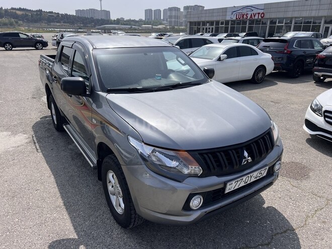 Mitsubishi L200 2019, 201,441 km - 2.5 л - Bakı
