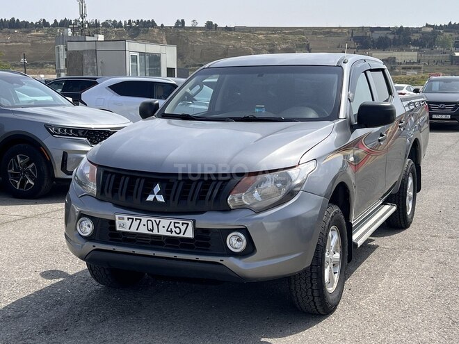 Mitsubishi L200 2019, 201,441 km - 2.5 л - Bakı