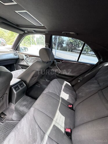 Mercedes E 270 2000, 332,000 km - 2.7 l - Astara