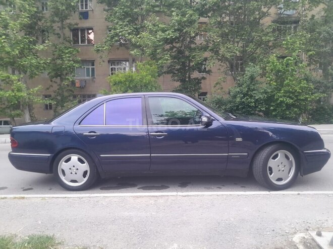 Mercedes E 240 1998, 280,000 km - 2.4 l - Mingəçevir