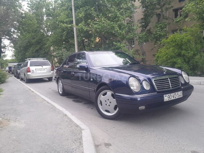 Mercedes E 240 1998, 280,000 km - 2.4 l - Mingəçevir