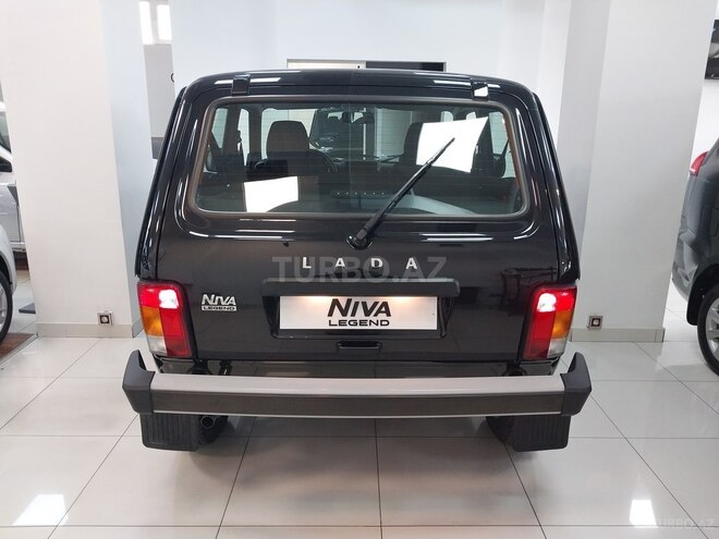 LADA (VAZ) Niva-8