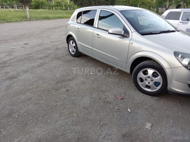 Opel Astra 2004, 150,000 km - 1.4 l - Mingəçevir