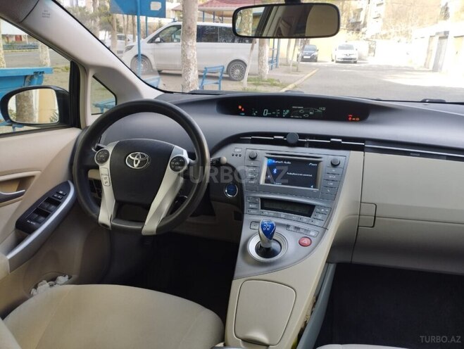 Toyota Prius 2013, 209,215 km - 1.8 л - Bakı