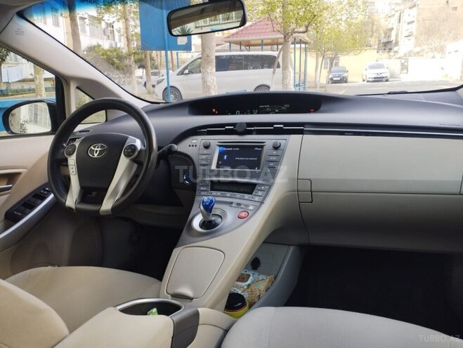 Toyota Prius 2013, 209,215 km - 1.8 л - Bakı