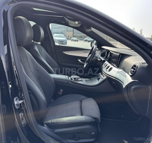 Mercedes E 200 d 2019, 216,000 km - 2.0 л - Bakı