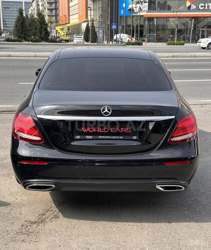 Mercedes E 200 d 2019, 216,000 km - 2.0 л - Bakı