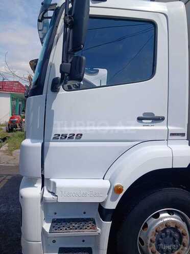 Mercedes Axor 2529 2008, 278,000 km - 6.4 l - Göyçay