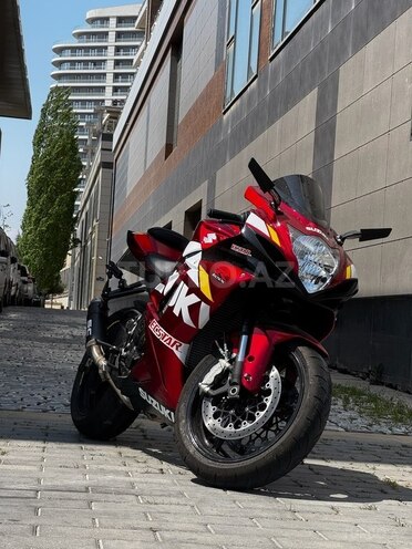 Suzuki  2021, 10,450 km - 0.6 l - Bakı
