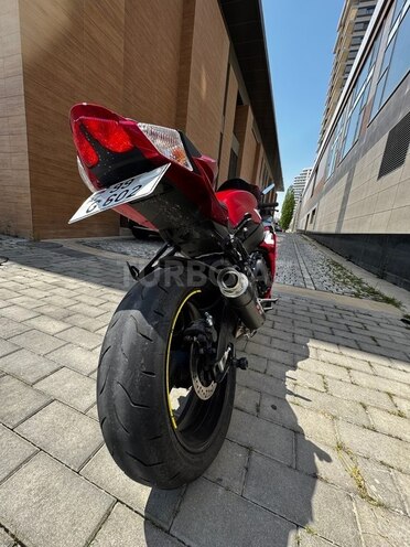 Suzuki  2021, 10,450 km - 0.6 l - Bakı
