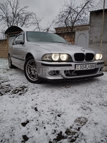 BMW 523 1998, 380,000 km - 2.5 l - Qusar