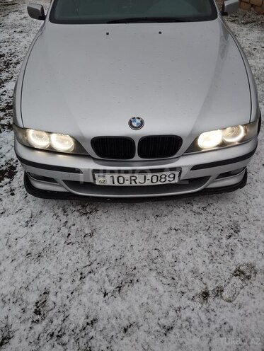 BMW 523 1998, 380,000 km - 2.5 l - Qusar