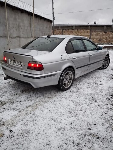BMW 523 1998, 380,000 km - 2.5 l - Qusar