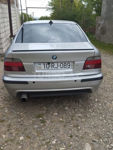 BMW 523 1998, 380,000 km - 2.5 l - Qusar