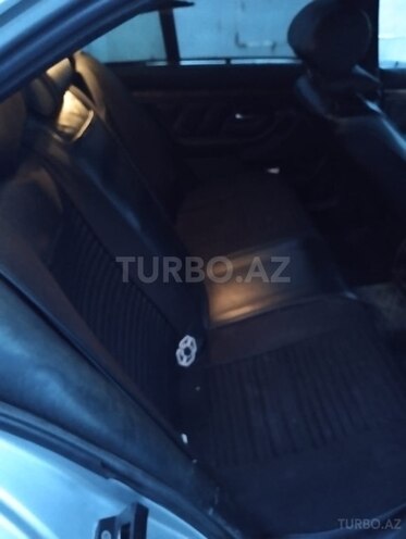 BMW 523 1998, 380,000 km - 2.5 l - Qusar