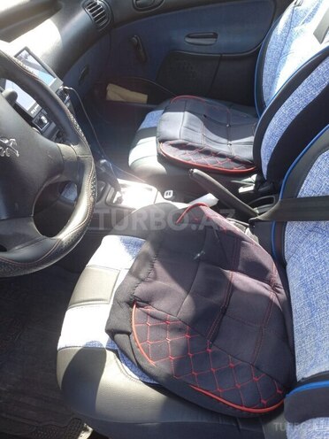 Peugeot 206 2003, 256,000 km - 1.4 l - Bakı