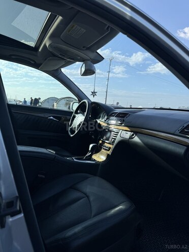 Mercedes E 280 2006, 377,000 km - 3.0 l - Bakı