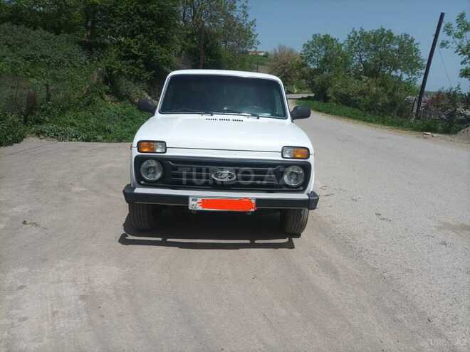 LADA (VAZ) Niva 2009, 225,000 km - 1.7 l - Quba