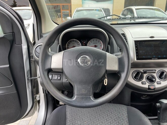 Nissan Note-10