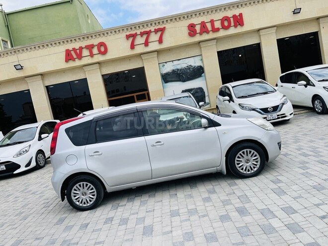 Nissan Note-4