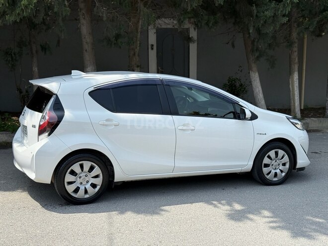 Toyota Aqua 2019, 121,000 km - 1.5 л - Bakı