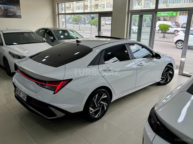 Hyundai Elantra 2024, 19,000 km - 1.5 л - Bakı