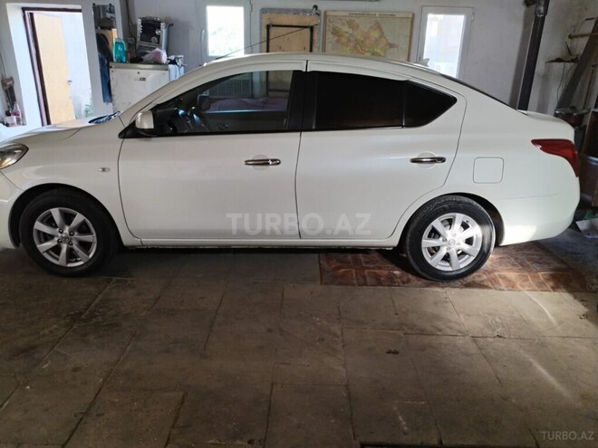 Nissan Sunny 2013, 152,300 km - 1.5 l - Bakı