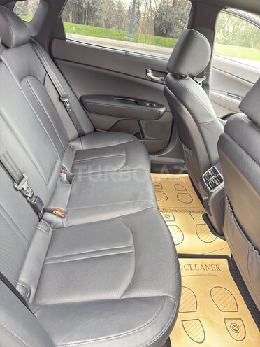 Kia K5-13