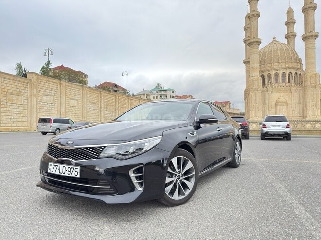 Kia K5-10