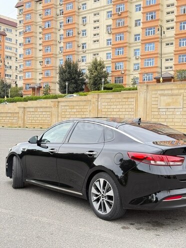 Kia K5-7