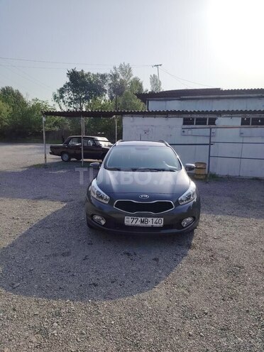Kia Ceed 2014, 174,000 km - 1.6 l - Bakı