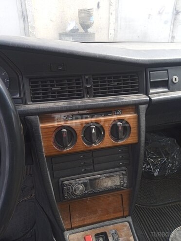 Mercedes 190 1992, 428,000 km - 1.8 л - Bakı