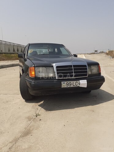 Mercedes E 200 d 1990, 321,332 km - 2.0 l - Bakı
