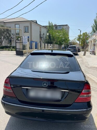 Mercedes E 220 d 2004, 321,654 km - 2.2 l - Bakı