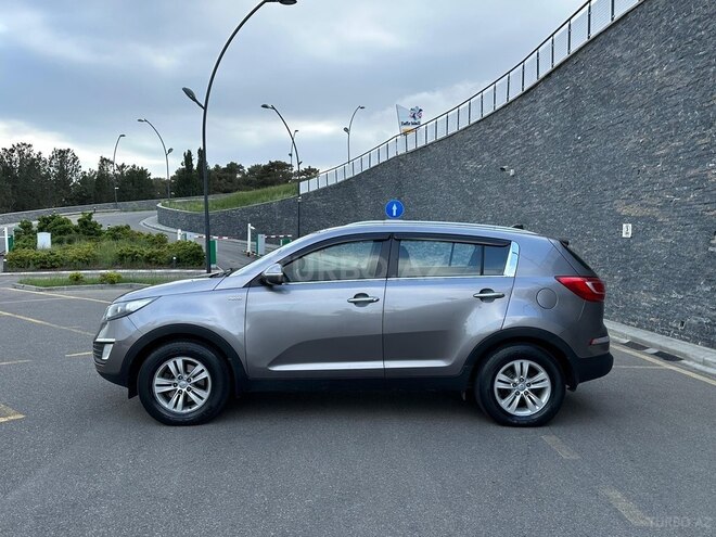 Kia Sportage 2011, 233,000 km - 2.0 l - Bakı