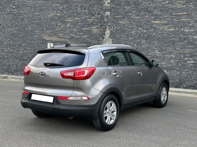 Kia Sportage 2011, 233,000 km - 2.0 l - Bakı