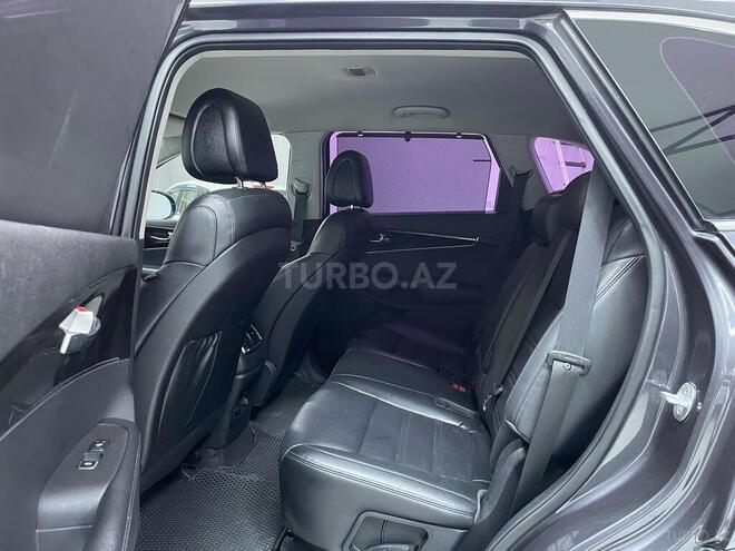 Kia Sorento-14