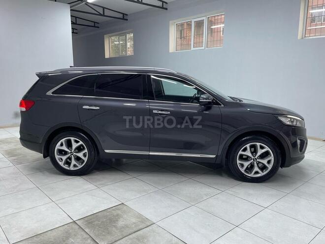 Kia Sorento-9