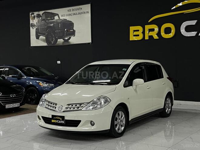 Nissan Tiida-1