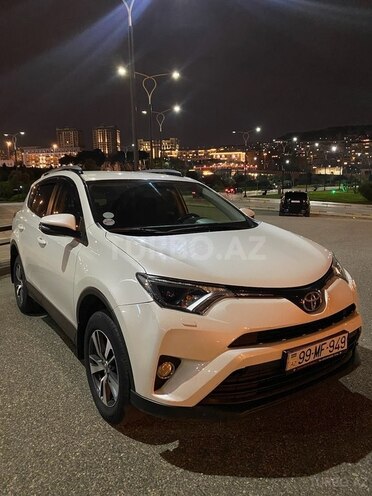 Toyota RAV4 2018, 178,000 km - 2.0 l - Bakı
