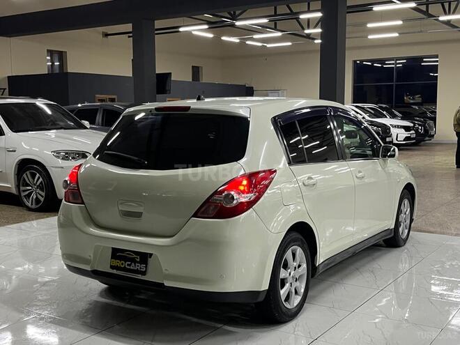 Nissan Tiida-3