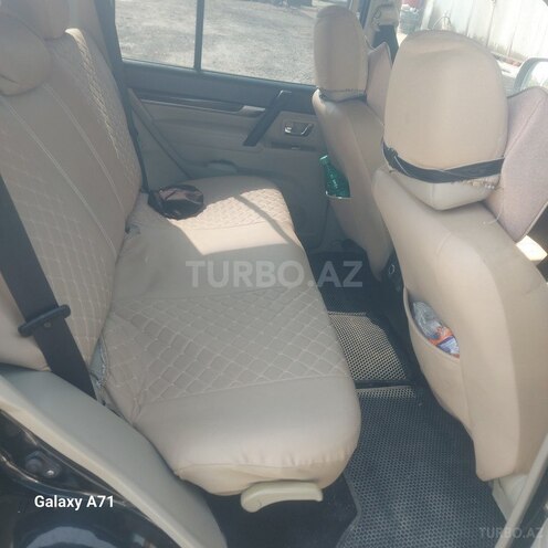 Mitsubishi Pajero 2011, 189,000 km - 3.5 л - Quba